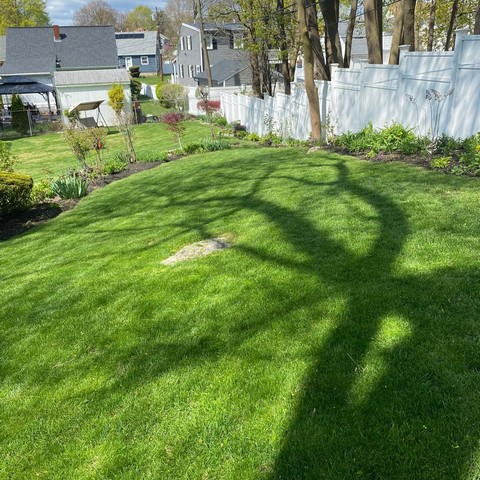 G&G LANDSCAPING SERVICES LLC