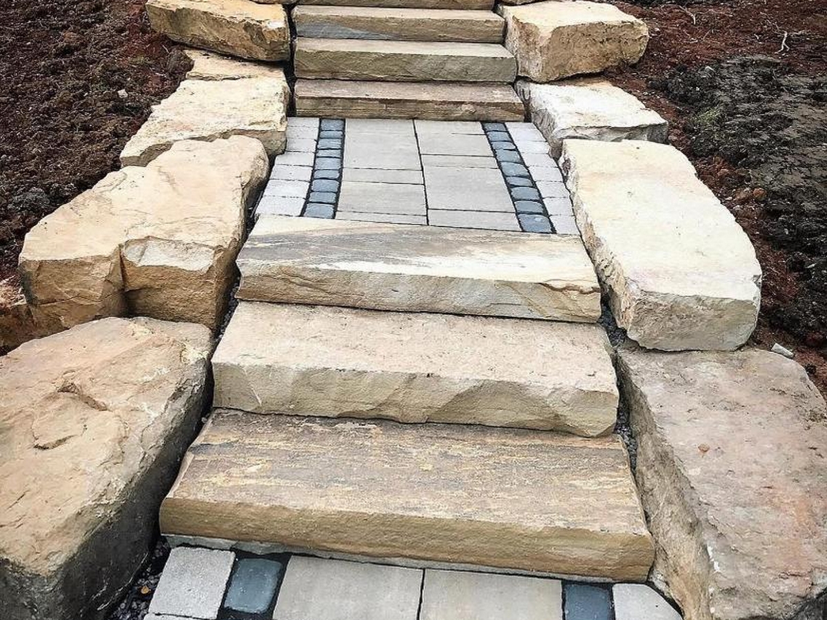 G&G LANDSCAPING SERVICES LLC